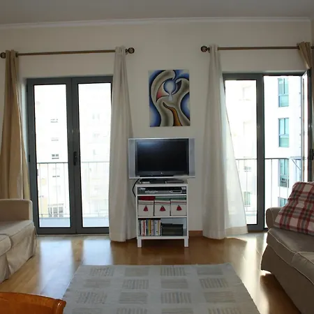 Rent4stay Ii Lisbon